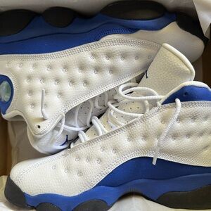 Air Jordan 13 Retro “Hyper Royal” Jordan Kids White and Blue Sneakers